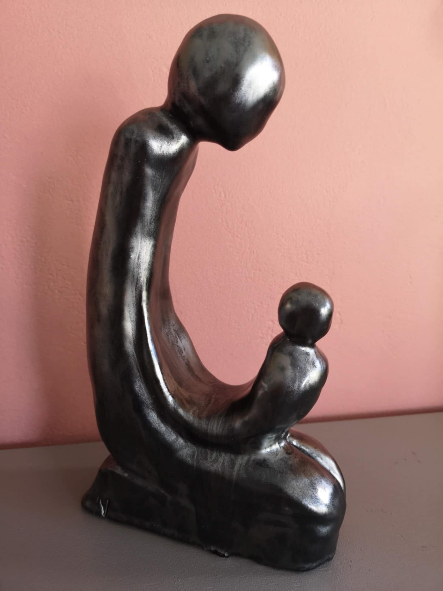 Pottery item